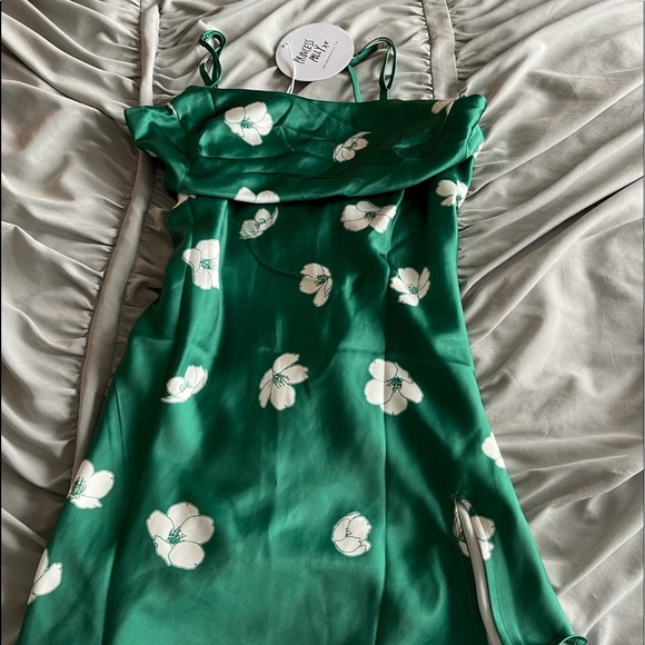 NWT! Princess Polly Ultra Mini Dress Green - Picture 3 of 5